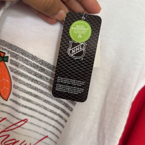 Womens Chicago Blackhawks lightweight 100% cotton Hoodie long sleeves top S NWT - Picture 8 of 13